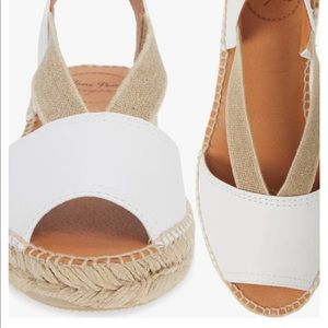 Etna Espadrille Sandal
TONI PONS
$119.95Current Price at Nordstroms